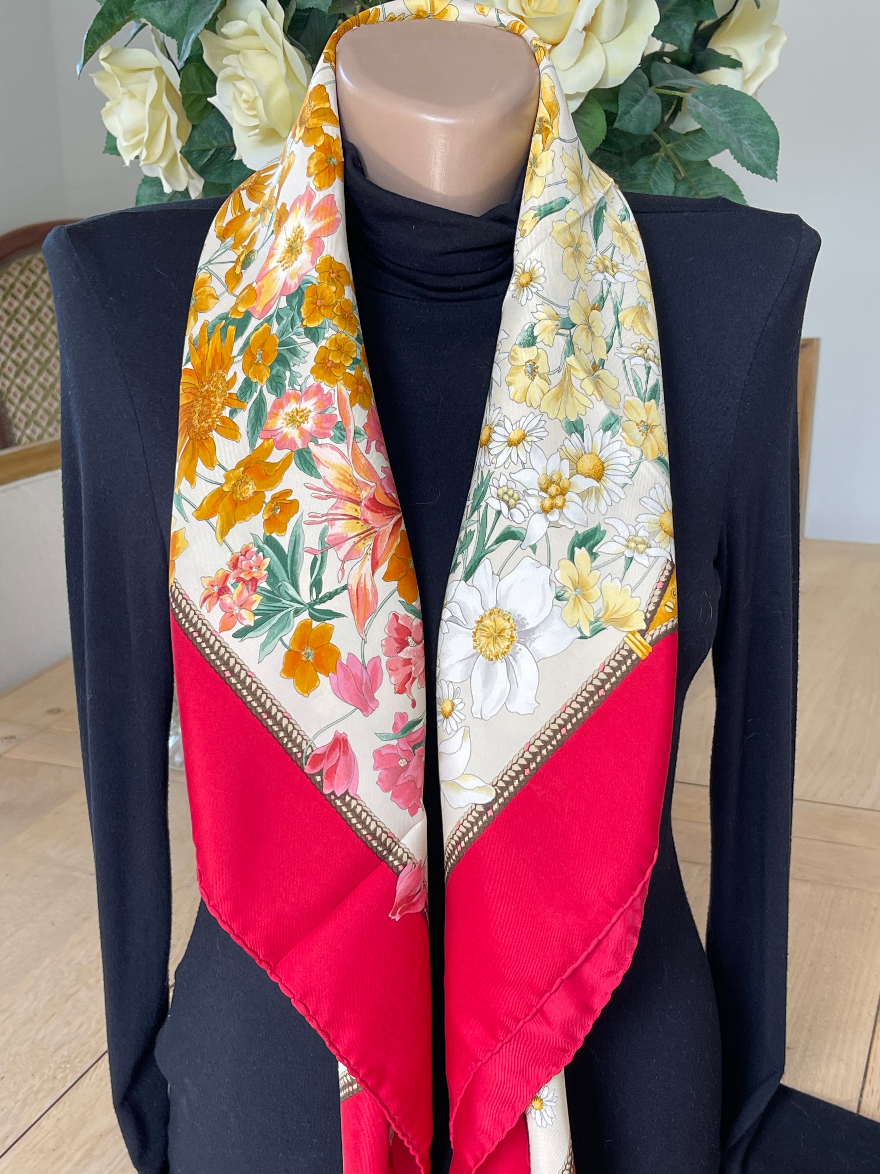 Foulard carré HUNTING WORLD schal scarf seide silk soie
